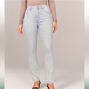 Abercrombie & Fitch Curve Love Skinny Jeans